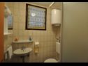 Apartamenty Pava SA1 (2), SA2 (2) Vrbnik - Wyspa Krk  - Studio apartament - SA1 (2): łazienka z WC
