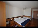 Apartamenty Pava SA1 (2), SA2 (2) Vrbnik - Wyspa Krk  - Studio apartament - SA2 (2): sypialnia
