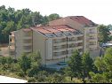Apartamenty Suzi - beautiful view and cosy: A1 crvena kuhinja(2+2), A2(2+2) Baska Voda - Riwiera Makarska  - dom