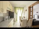 Apartamenty Robert - sea view : A1(4+1), A2(4+2) Brela - Riwiera Makarska  - Apartament - A2(4+2): kuchnia z jadalnią