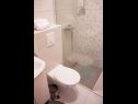 Apartamenty Ante - seaview A1(5), SA2(3), SA3(2+1) Brela - Riwiera Makarska  - Apartament - A1(5): łazienka z WC