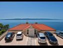 Apartamenty Draga - 10 m from sea: A1(4+2), A2(2+2) Brela - Riwiera Makarska  - parking