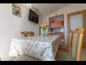 Apartamenty Ruze - 200 m from sea : A1(6+1), A2(8+1) Brela - Riwiera Makarska  - Apartament - A2(8+1): kuchnia z jadalnią