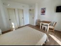 Apartamenty Via - 250 m from sea: SA2(2), SA3(2), SA4(2), SA1(2) Brela - Riwiera Makarska  - Studio apartament - SA2(2): sypialnia