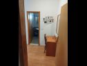 Apartamenty Mare - 150 m from beach SA1(2), A2(4+1), A3(4+2) Brela - Riwiera Makarska  - Apartament - A3(4+2): korytarz
