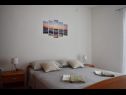 Apartamenty Doris - entire floor & sea view : A1(5) Gradac - Riwiera Makarska  - Apartament - A1(5): sypialnia