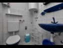 Apartamenty Vlatko - affordable & cosy: SA1(4), SA2(2+2), SA3(2+2) Krvavica - Riwiera Makarska  - Studio apartament - SA1(4): łazienka z WC