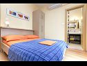 Apartamenty Gianni - modern & great location: SA1(2), A2(2+2), A3(2+2) Makarska - Riwiera Makarska  - Apartament - A2(2+2): sypialnia