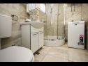 Apartamenty Brane A1(4) Makarska - Riwiera Makarska  - Apartament - A1(4): łazienka z WC