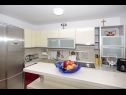 Apartamenty Rose - comfy deluxe : A1(4) Makarska - Riwiera Makarska  - Apartament - A1(4): kuchnia