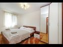 Apartamenty Rose - comfy deluxe : A1(4) Makarska - Riwiera Makarska  - Apartament - A1(4): sypialnia