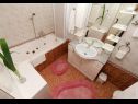 Apartamenty Angel - nice garden: A1(4), SA(2) Makarska - Riwiera Makarska  - Apartament - A1(4): łazienka z WC