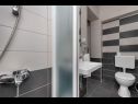 Apartamenty Prgo - close to center & parking: A(6) Makarska - Riwiera Makarska  - Apartament - A(6): łazienka z WC