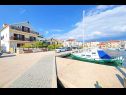 Apartamenty Mili- near the sea and the centar of place A1(2+1), A2(2+1), A3(4+2) Betina - Wyspa Murter  - dom
