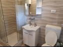 Apartamenty Marica - 10m from sea: SA2(2), A3(2), SA5(2), SA6(2), SA7(2) Tisno - Wyspa Murter  - Apartament - A3(2): łazienka z WC