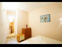 Apartamenty Lile - comfortable 3 bedroom apartment: A1(6+2) Pisak - Riwiera Omis  - Apartament - A1(6+2): sypialnia
