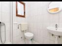 Apartamenty Neva - 50m from the sea A1(2+1), A2(2+1), SA3(3) Sumpetar - Riwiera Omis  - Apartament - A1(2+1): łazienka z WC