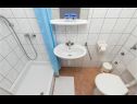 Apartamenty Nedo - private parking: A1(6) Supetarska Draga - Wyspa Rab  - Apartament - A1(6): łazienka z WC