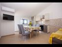 Apartamenty Per - comfortable  family apartments A1(2+2), A2(4+1), A3(2+2) Grebastica - Riwiera Sibenik  - Apartament - A3(2+2): kuchnia z jadalnią