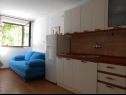 Apartamenty Desy - free parking & BBQ: SA1(2+2), SA2(2+2), A3(4+2) Srima - Riwiera Sibenik  - Studio apartament - SA2(2+2): kuchnia
