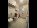Apartamenty Modesty - comfortable : A1(4) Necujam - Wyspa Solta  - Apartament - A1(4): łazienka z WC
