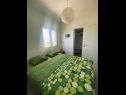 Apartamenty Modesty - comfortable : A1(4) Necujam - Wyspa Solta  - Apartament - A1(4): sypialnia