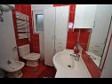 Apartamenty Ivica - parking: A1(4+2), A2(4+1) Kastel Gomilica - Riwiera Split  - Apartament - A1(4+2): łazienka z WC
