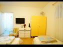 Apartamenty Marija - 120 m from the beach : A1(4+1), SA3(2) Podstrana - Riwiera Split  - Studio apartament - SA3(2): sypialnia