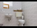 Apartamenty Jurmar - with terrace : A1(4+2)  Split - Riwiera Split  - Apartament - A1(4+2) : łazienka z WC