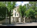 Apartamenty Brane - great location & garden terrace: A1(6+1) Split - Riwiera Split  - dom