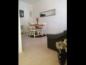 Apartamenty Anka- comfortable and affordable A2(3+2), A1(6) Marina - Riwiera Trogir  - Apartament - A1(6): pokój dzienny
