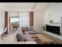 Apartamenty Lux 2 - heated pool: A2(4+2), A3(4+2) Marina - Riwiera Trogir  - Apartament - A3(4+2): pokój dzienny