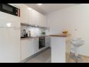 Apartamenty Lux 3 - heated pool: A5(4+2), A6(4+2) Marina - Riwiera Trogir  - Apartament - A5(4+2): kuchnia