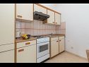 Apartamenty Vin - 40 m from sea: A1 (4+1), A2 (2+2), A3 (2+2) Seget Donji - Riwiera Trogir  - Apartament - A3 (2+2): kuchnia