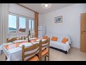 Apartamenty Vin - 40 m from sea: A1 (4+1), A2 (2+2), A3 (2+2) Seget Donji - Riwiera Trogir  - Apartament - A3 (2+2): jadalnia