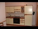 Apartamenty Ante - 80 m from sea: A1(4), A2(2+1) Seget Vranjica - Riwiera Trogir  - Apartament - A1(4): kuchnia