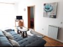 Apartamenty Vesna - 40 m from pebble beach: A1(4+1), A2(4), A3(4+1) Seget Vranjica - Riwiera Trogir  - Apartament - A2(4): pokój dzienny