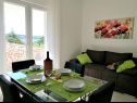 Apartamenty Tih - 20 m from sea: A1 Ruzmarin(2+2), A2 Maslina(2+2) Sevid - Riwiera Trogir  - Apartament - A2 Maslina(2+2): pokój dzienny