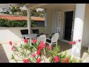 Apartamenty Garden - sea view: A1(4) Sevid - Riwiera Trogir  - Apartament - A1(4): tarasa