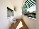 Apartamenty Kaza - 50m from the beach with parking: A1(2), A2(2), A3(6) Trogir - Riwiera Trogir  - Apartament - A1(2): balkon