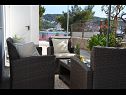 Apartamenty Marin1 - near pebble beach: A1(2+2), A2(2+2) Trogir - Riwiera Trogir  - tarasa w ogrodzie