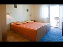 Apartamenty Sanda - 10 M from the beach : A1(6+1), A2(6+1) Trogir - Riwiera Trogir  - Apartament - A1(6+1): sypialnia
