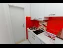 Apartamenty Iva - 150m from the beach: A1(4), A3(3), SA2(2) Trogir - Riwiera Trogir  - Studio apartament - SA2(2): kuchnia