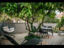Apartamenty Florio - garden & free parking: A1(5) Trogir - Riwiera Trogir  - dom