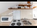 Apartamenty Tiho - 10m from the beach: SA1 potkrovlje(2+1), A2 1. kat(4+1) Preko - Wyspa Ugljan  - Studio apartament - SA1 potkrovlje(2+1): kuchnia