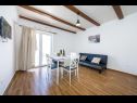 Apartamenty Ivanac - close to the beach A1 (6+2), A2 (2+2), A3 (2+2) Ljubac - Riwiera Zadar  - Apartament - A3 (2+2): pokój dzienny