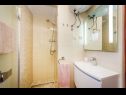 Apartamenty Dreamy - free parking A1(4), A2(4) Nin - Riwiera Zadar  - Apartament - A2(4): łazienka z WC