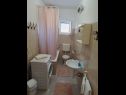 Apartamenty Slava - private parking: A1(6+1) Nin - Riwiera Zadar  - Apartament - A1(6+1): łazienka z WC