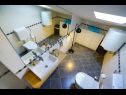 Apartamenty Secret Garden A2(2+2), A4(2+2) Razanac - Riwiera Zadar  - Apartament - A2(2+2): łazienka z WC