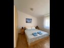 Apartamenty Draga - comfortable & afordable: A1(2+2), A2(6), A3(2+2) Vir - Riwiera Zadar  - Apartament - A3(2+2): sypialnia